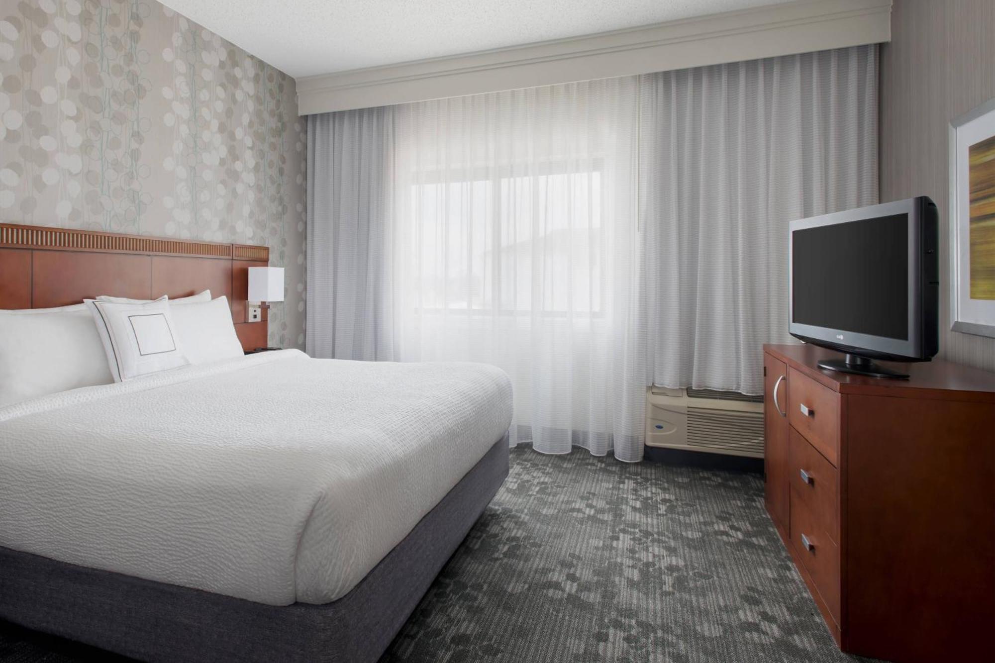Hotel Courtyard Syracuse Carrier Circle East Syracuse Esterno foto